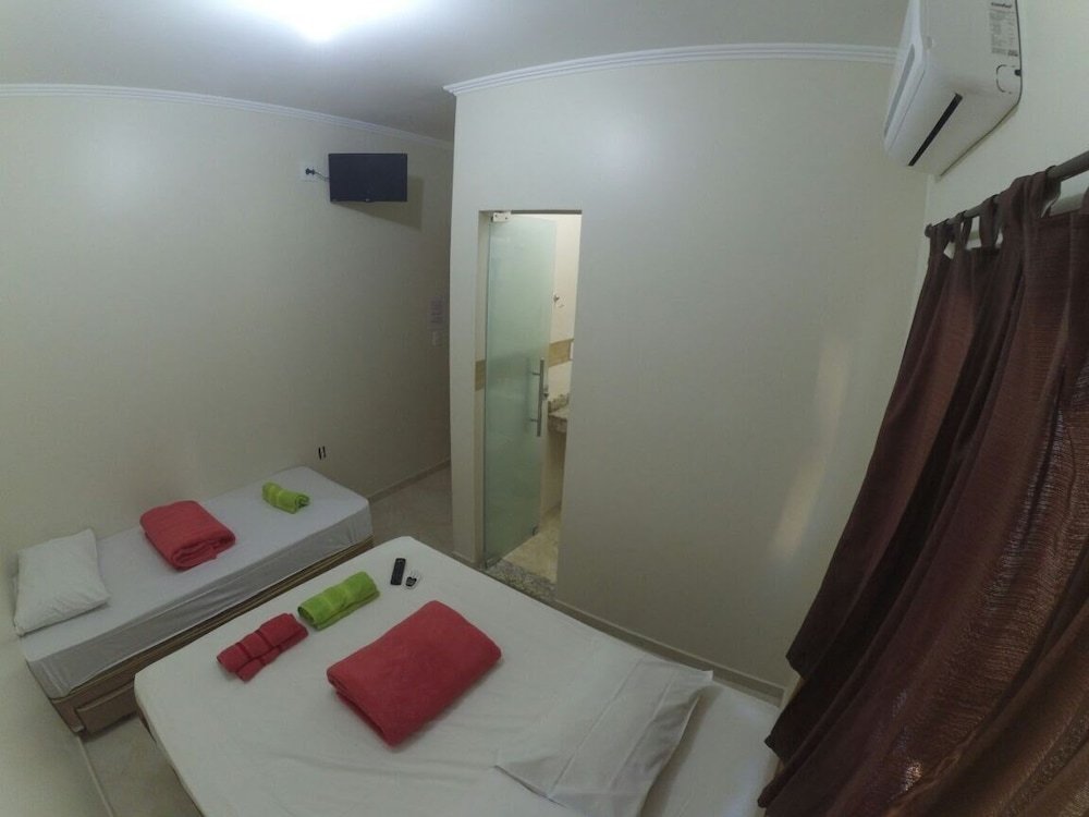 Hotel E Pousada Santa Cruz,Campos Do Jordao>>Aparecida,2 star