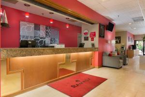 Ramada By Wyndham Raleigh,Charlotte>>Cary,2 star