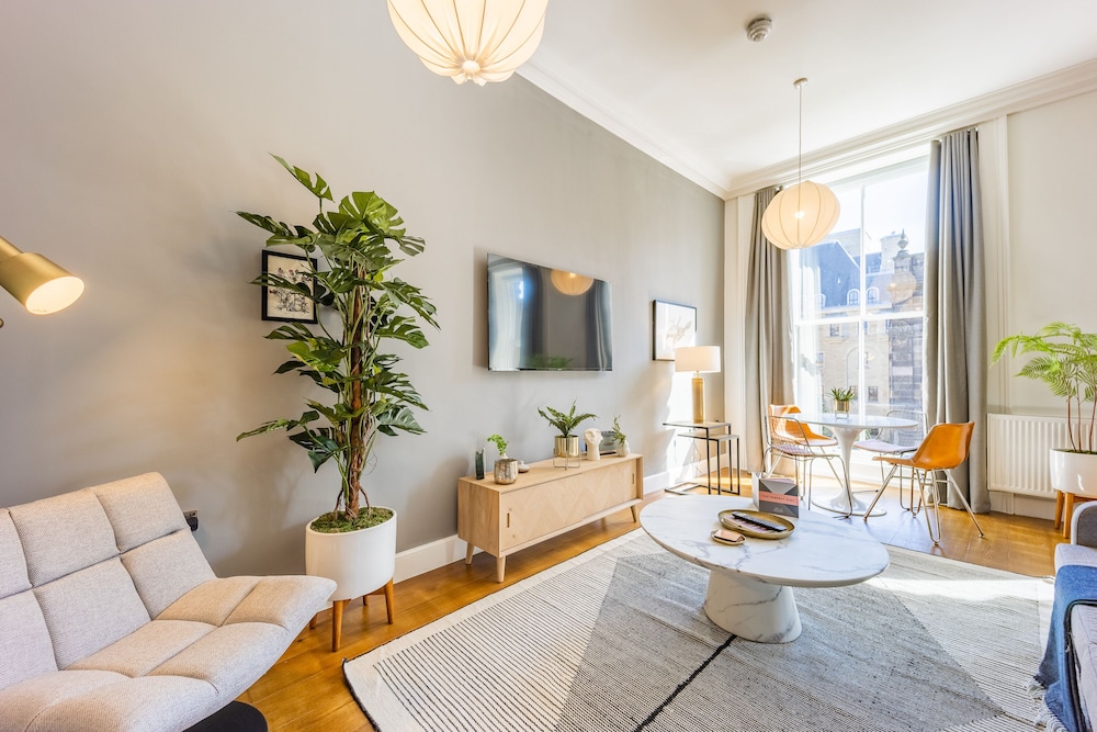 destiny scotland george iv apartments