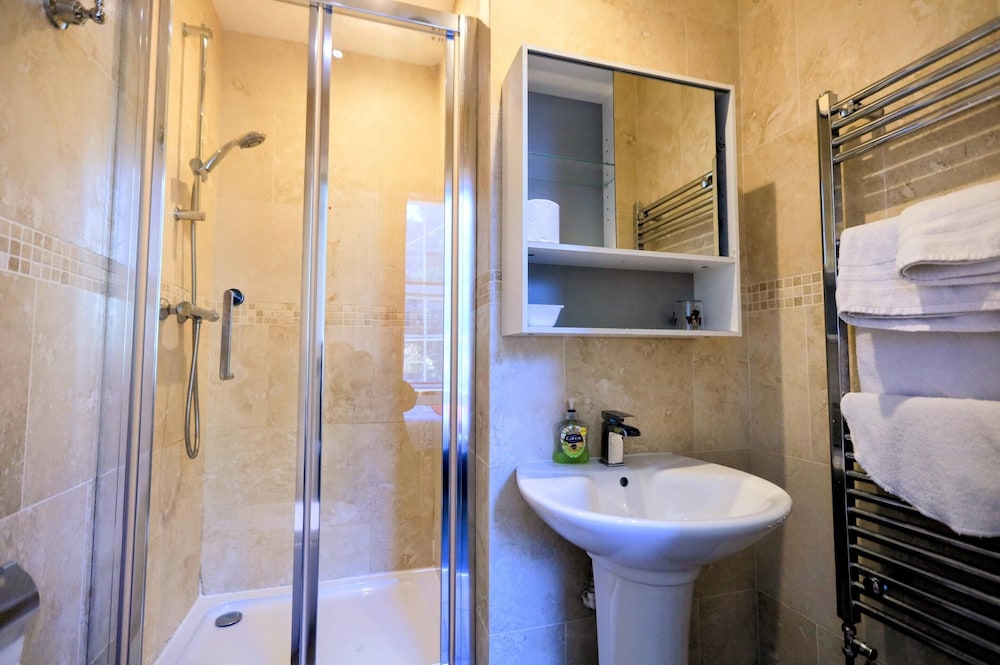 edinburgh holiday guest house