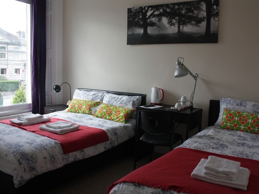 edinburgh holiday guest house
