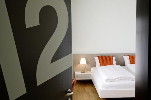 Gästehaus Hunziker,Zurich>>Seebach,1 star