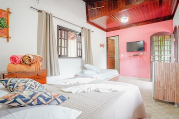 velinn pousada toca do guaiamum