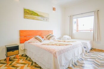 velinn pousada toca do guaiamum