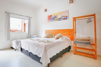 velinn pousada toca do guaiamum