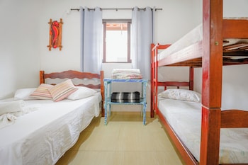 velinn pousada toca do guaiamum