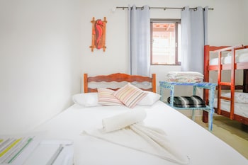 velinn pousada toca do guaiamum