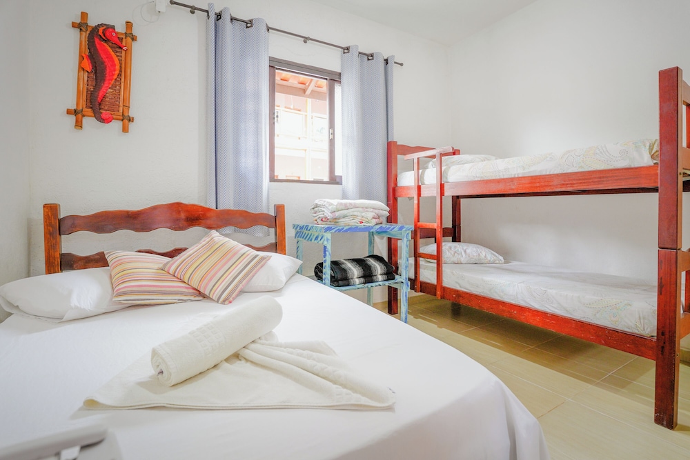 velinn pousada toca do guaiamum