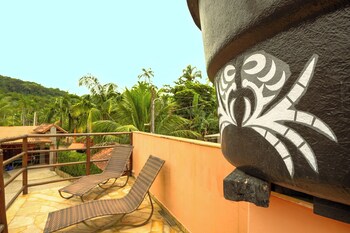 velinn pousada toca do guaiamum