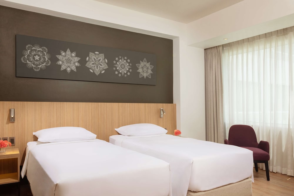 park inn by radisson clark