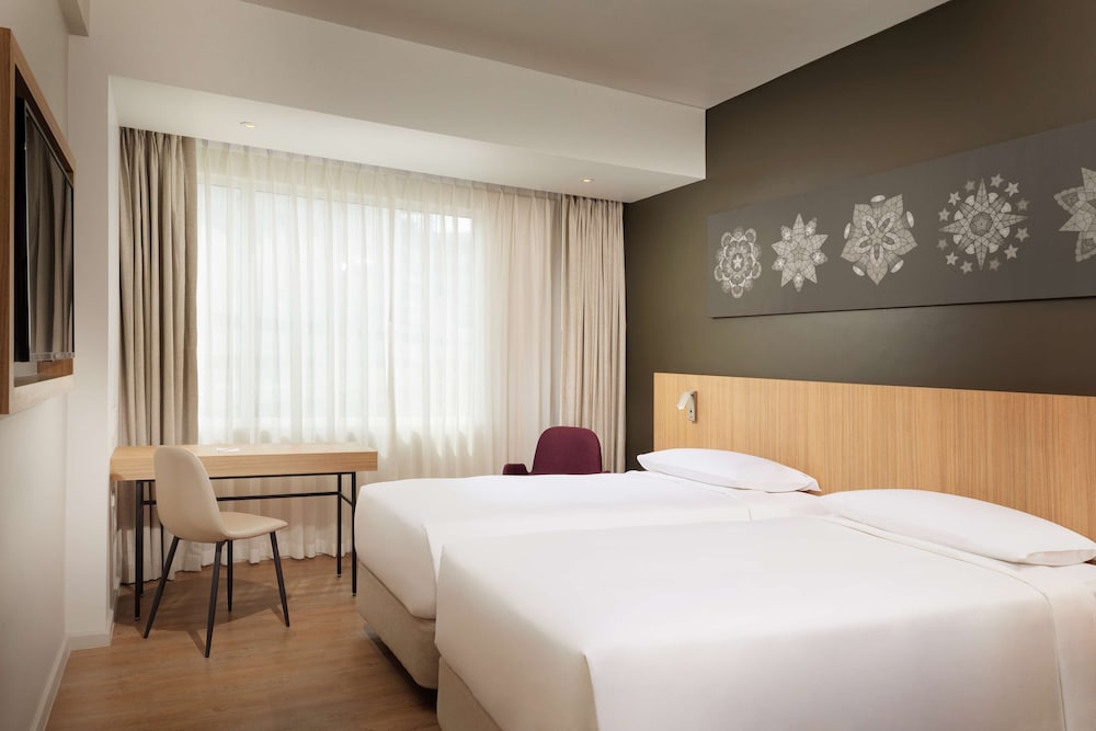 park inn by radisson clark