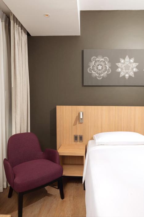 park inn by radisson clark