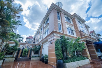 reaksmey chanreas hotel