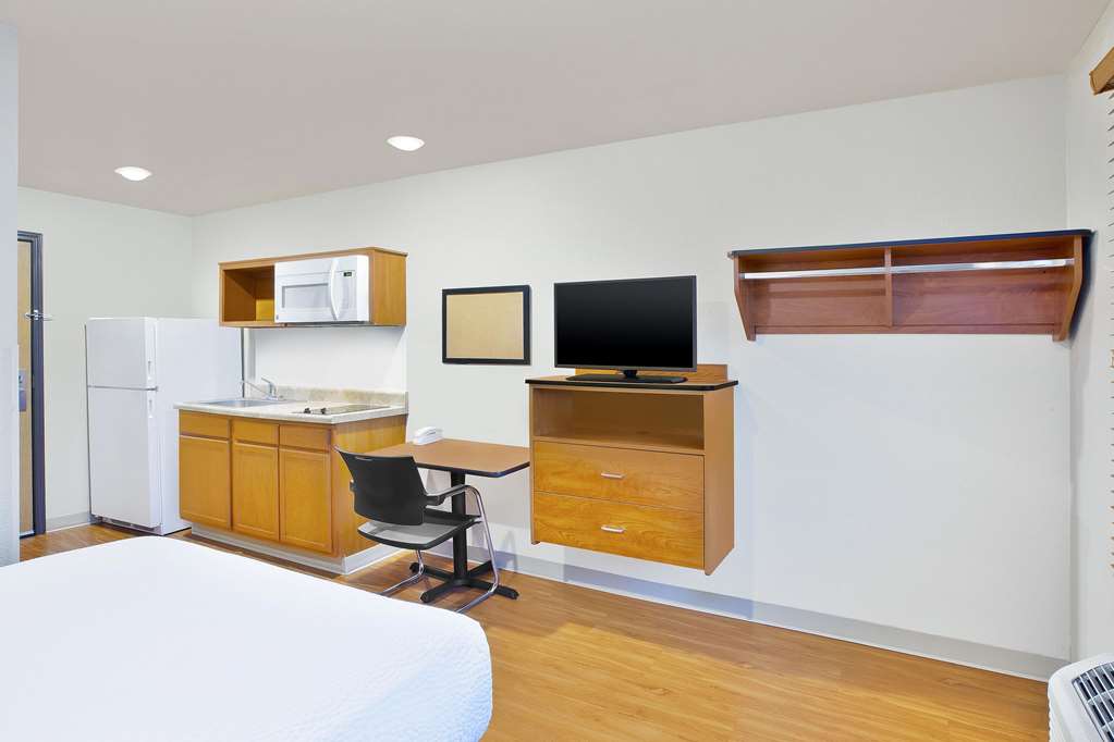 woodspring suites columbus urbancrest