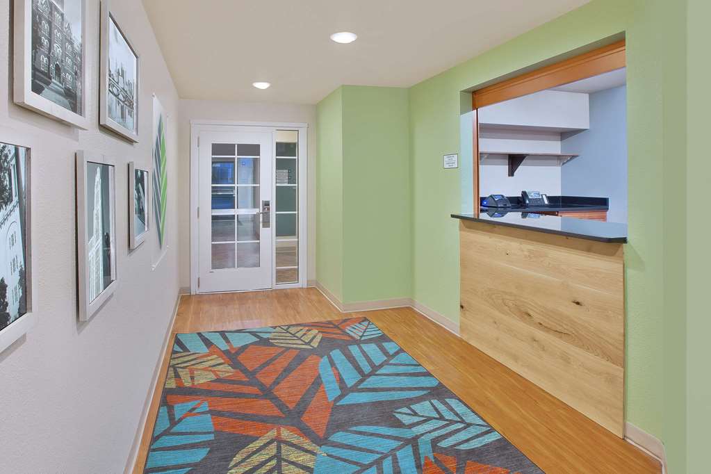 woodspring suites columbus urbancrest