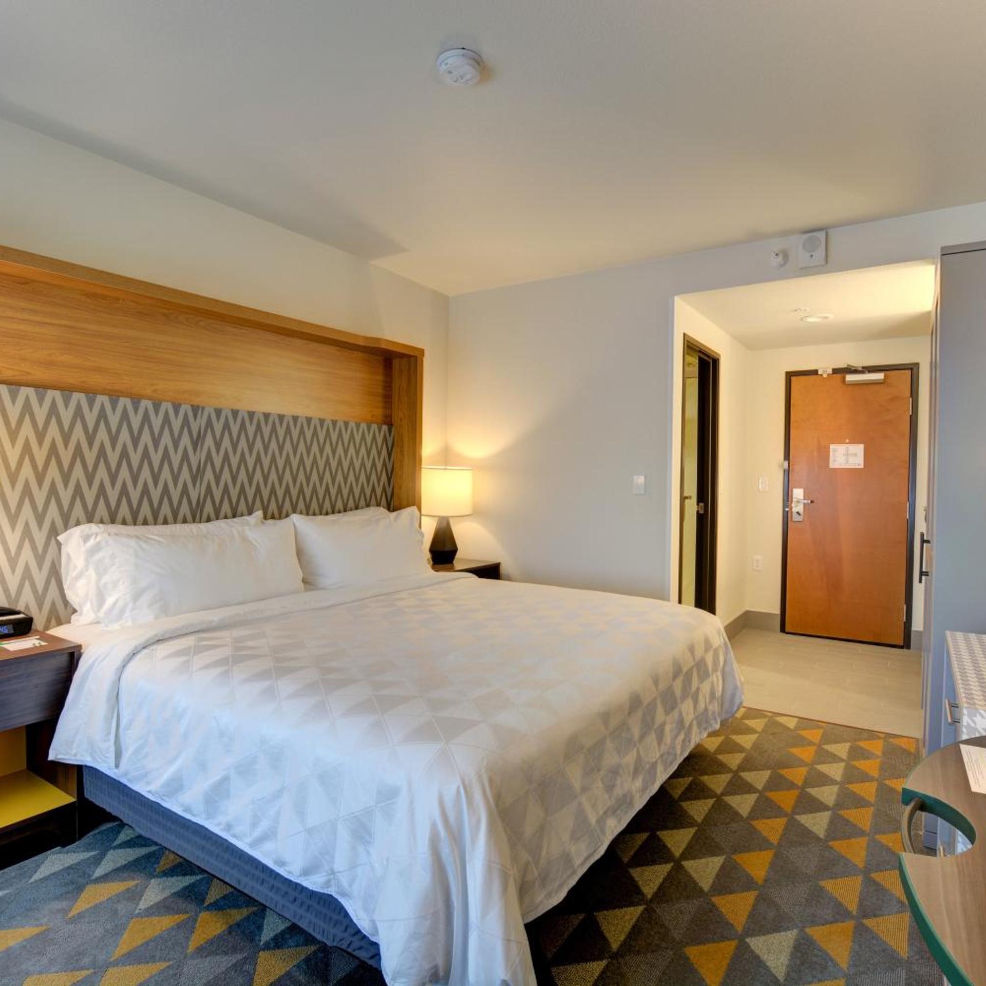 holiday inn salem by ihg