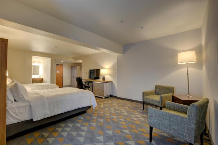 holiday inn salem by ihg