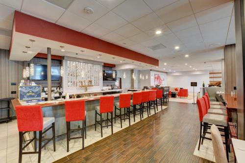 holiday inn salem by ihg