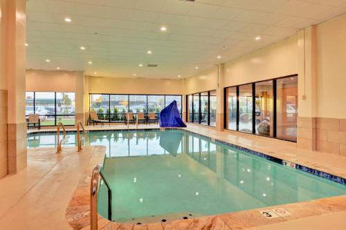 holiday inn salem by ihg