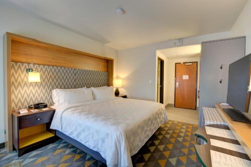 holiday inn salem by ihg