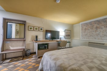 holiday inn tacoma mall by ihg
