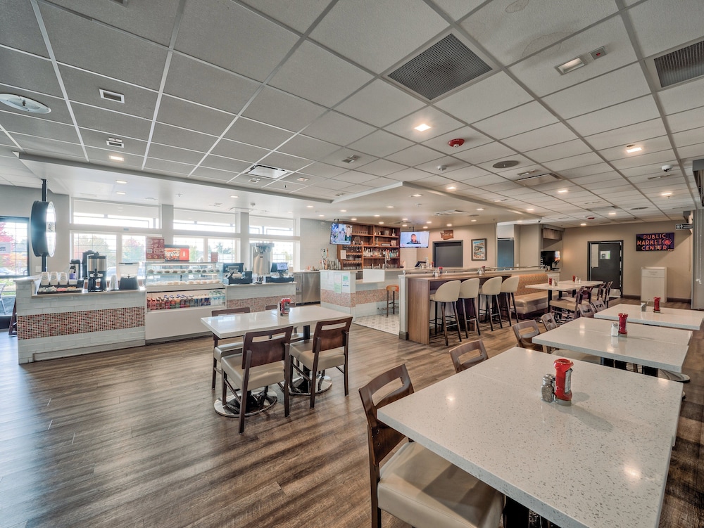holiday inn tacoma mall by ihg