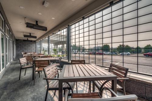 holiday inn tacoma mall by ihg