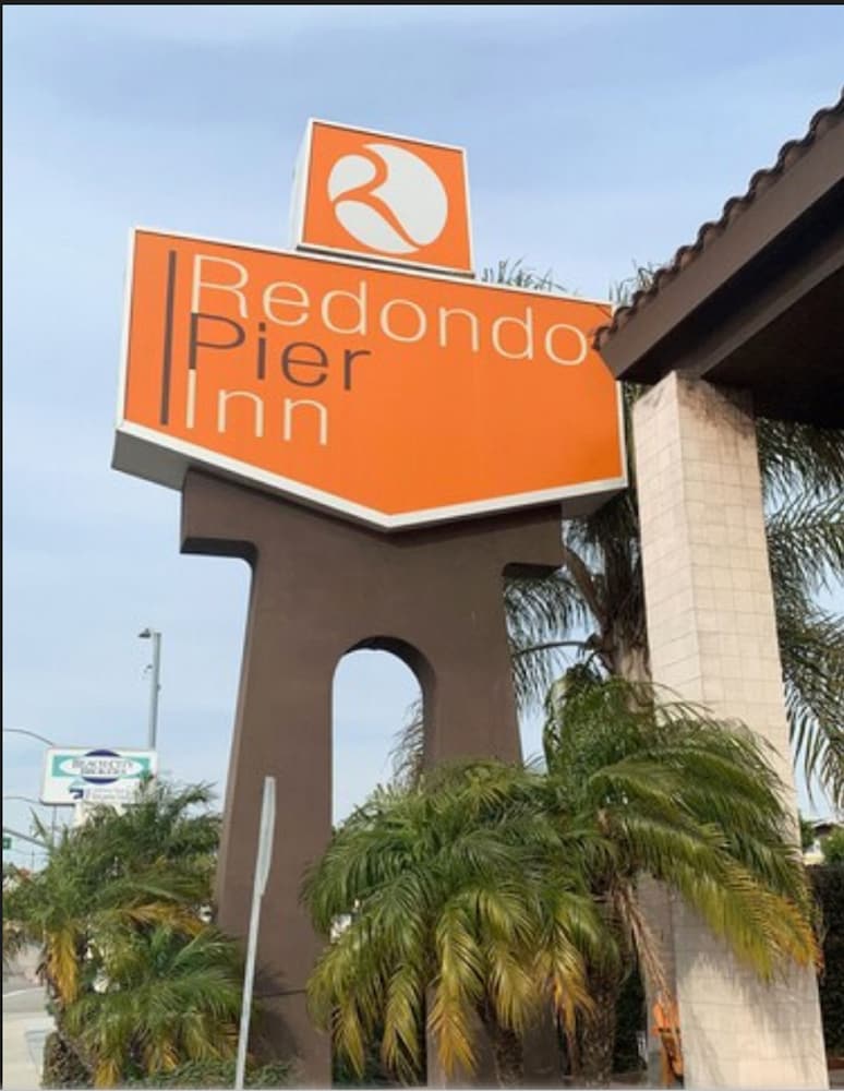 redondo pier inn
