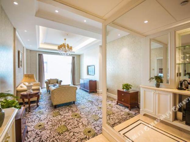 zhangjiakou international hotel