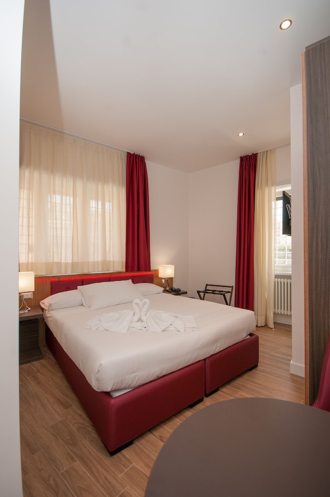 vatican relais rome