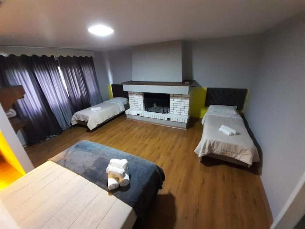 pousada vista do lago