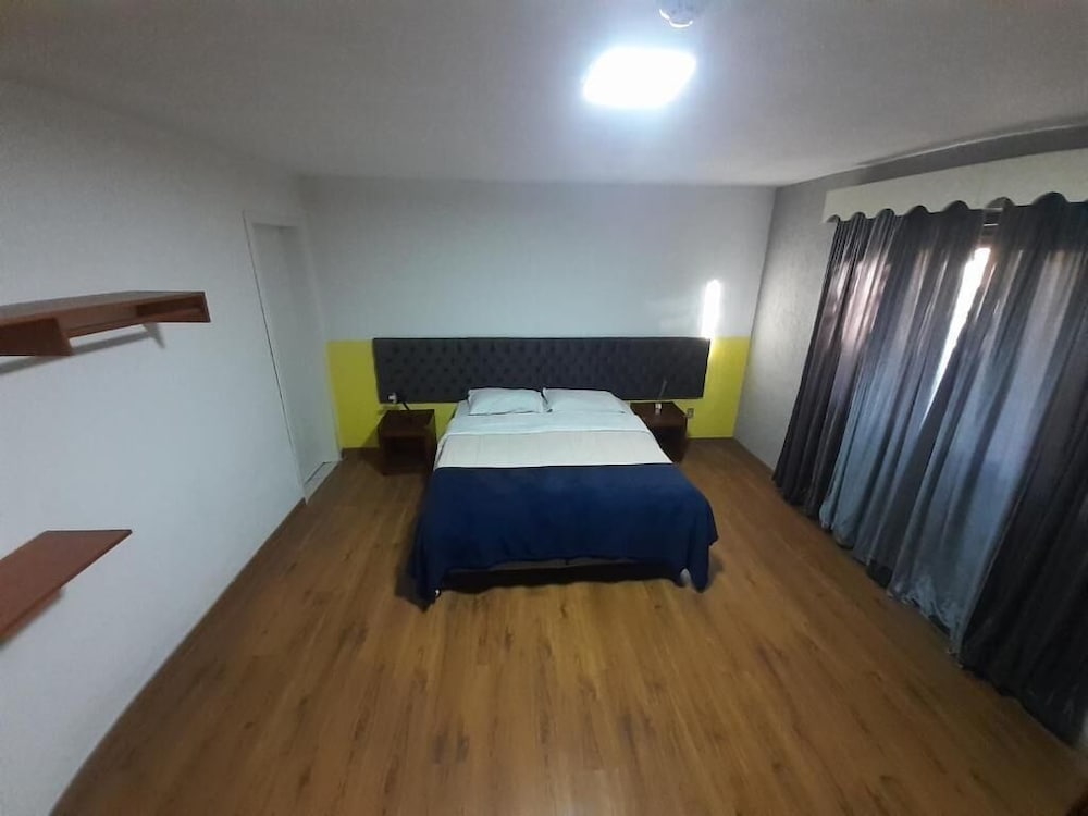 pousada vista do lago