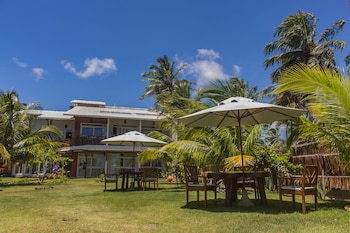 Pousada Marceneiro,Bitingui Beach>>Barra De Santo Antonio,3 star