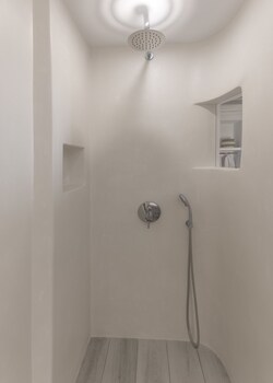 iliada suites adults only