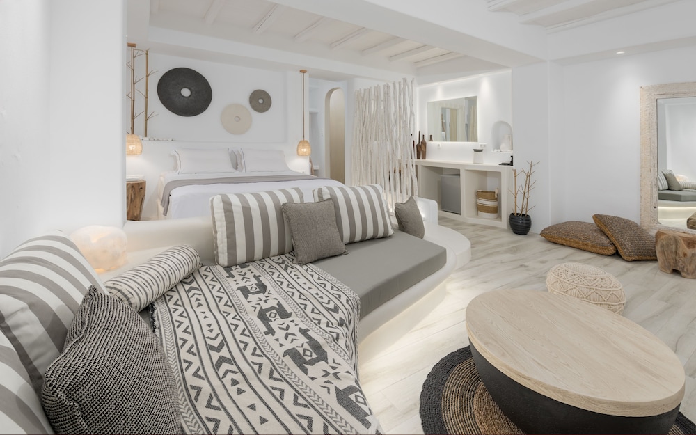 iliada suites adults only