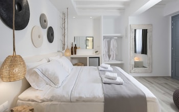 iliada suites adults only