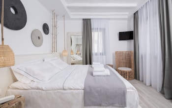 iliada suites adults only
