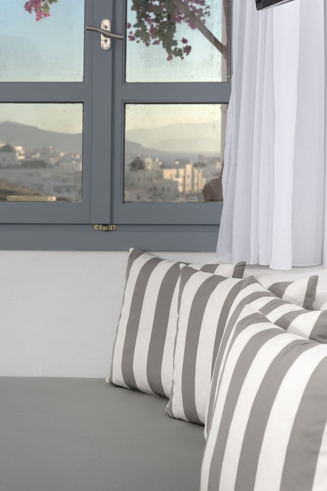 iliada suites adults only