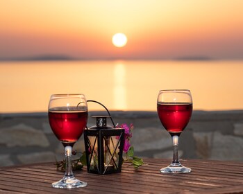 iliada suites adults only
