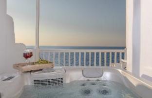 iliada suites adults only