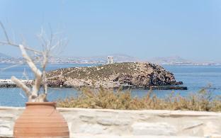 iliada suites adults only