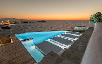 iliada suites adults only