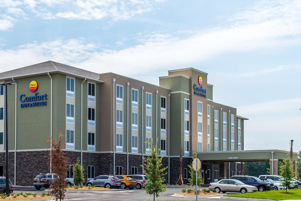 comfort inn and suites