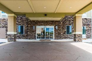 comfort inn and suites