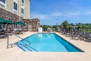 comfort inn and suites