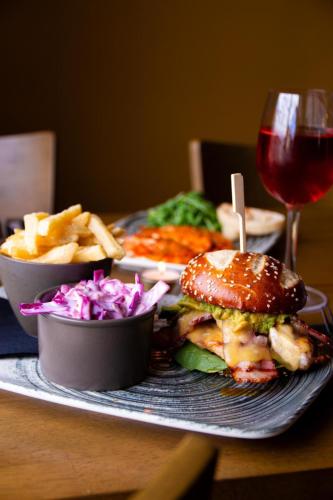 The Kings Head,Broadland>>Acle,2 star