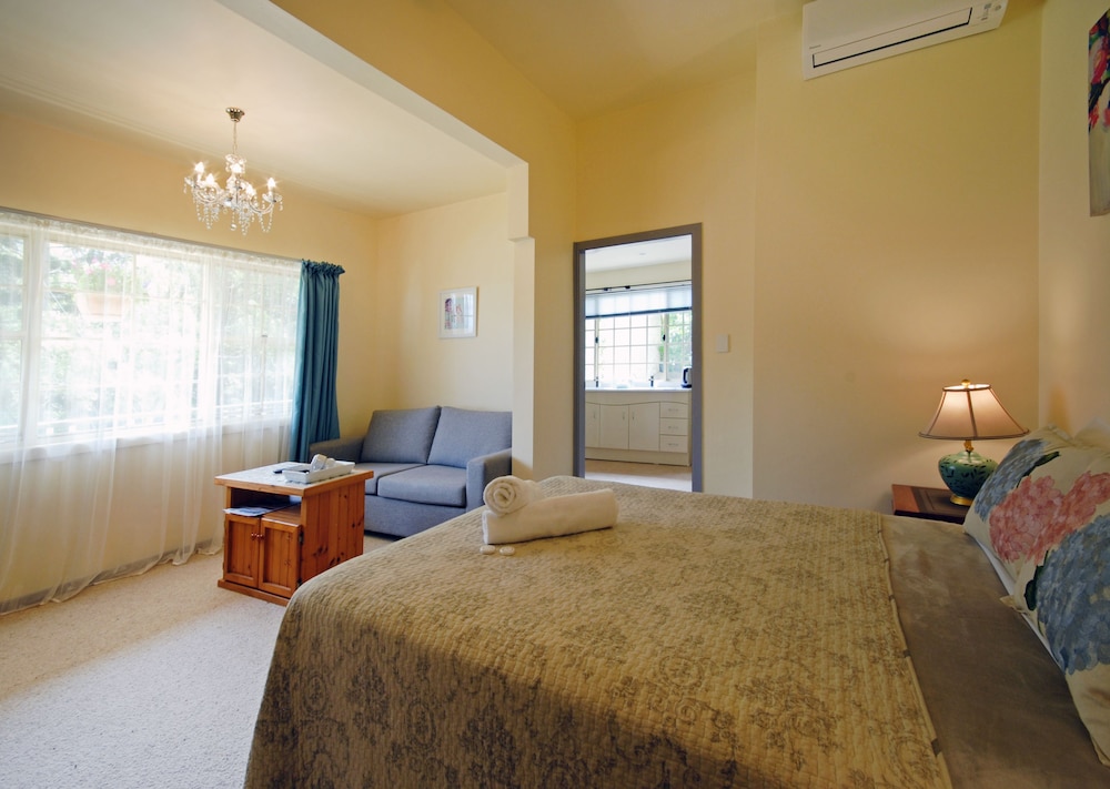 riverview boutique motel