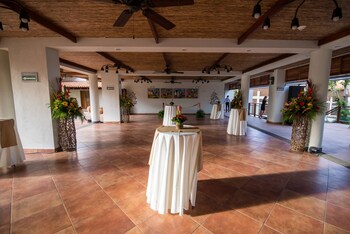 pacaya lodge and spa