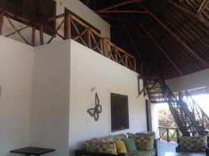 queen k cottages at chrystal homes