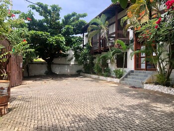 pousada bougainville